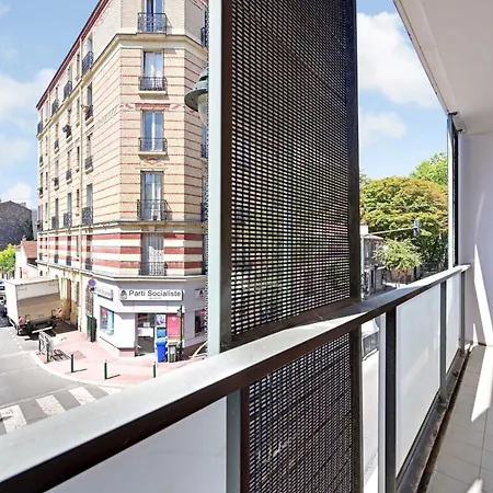 Charming - 2br-4p- Balcony- *