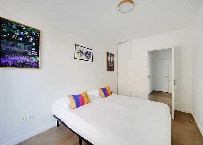 Charming - 2br-4p- Balcony-
